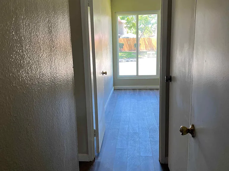 520 Myrtlewood Ct #2 — Photo 15