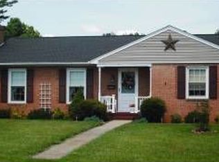 300 Louisiana Ave, Inwood, WV 25401