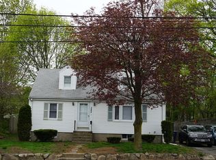382 Union St, Braintree, MA 02184