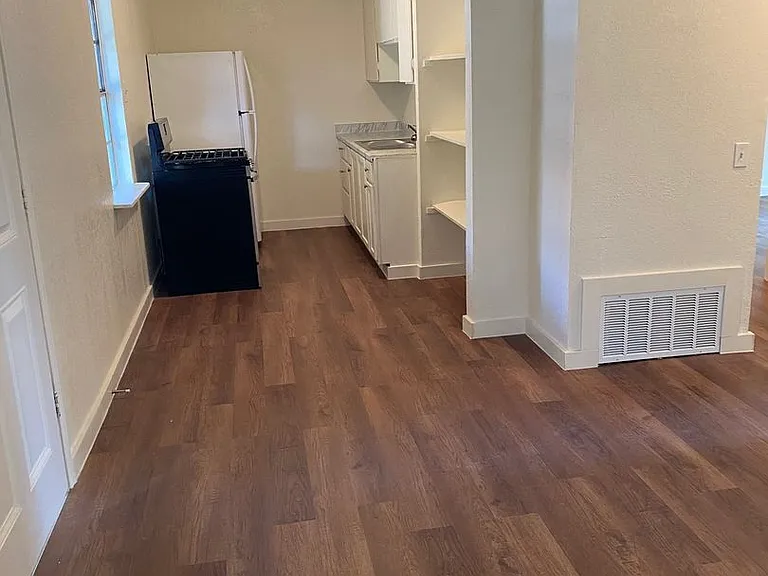 5408 Little Creek St — Photo 3