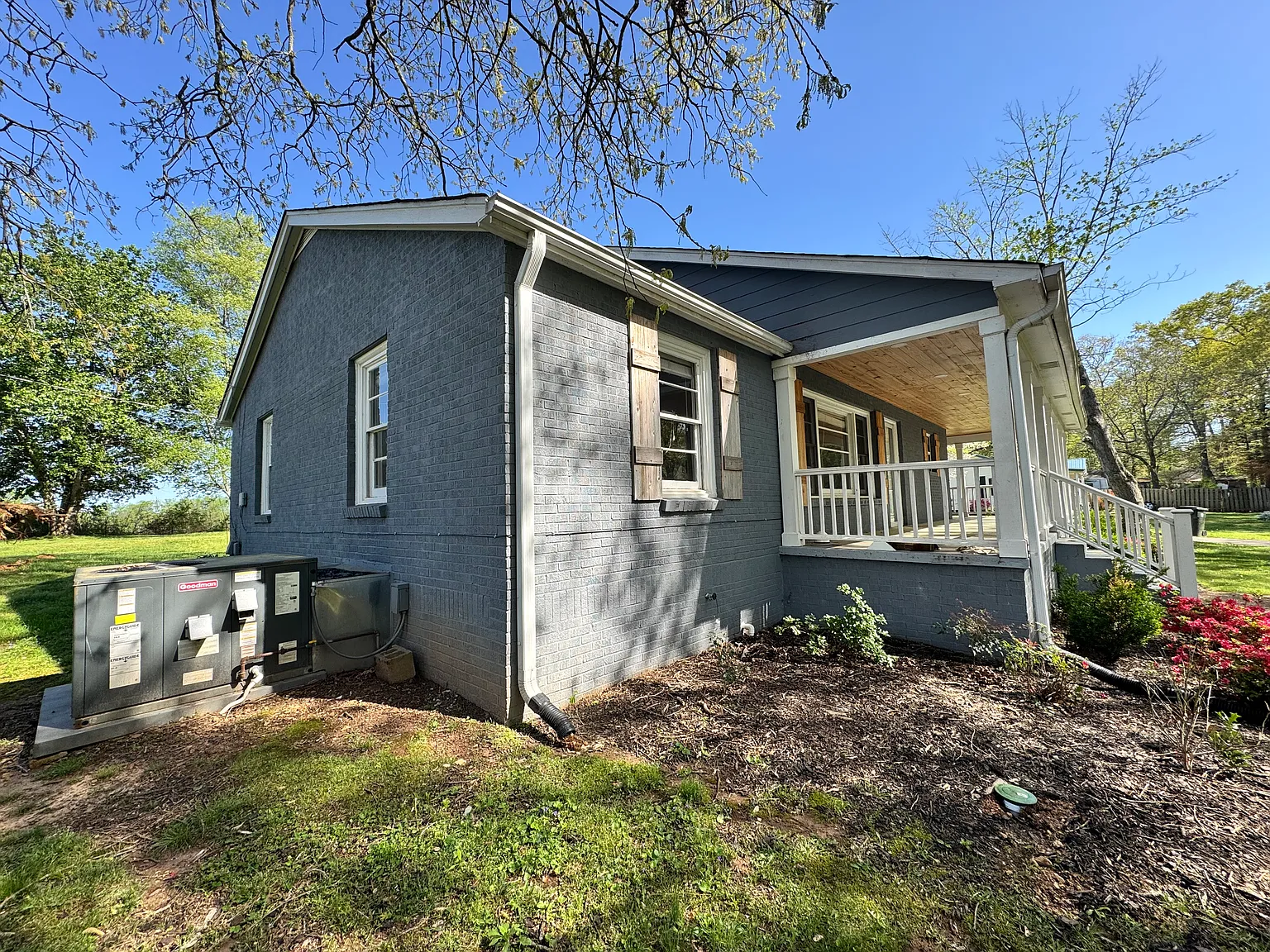Beautiful Wrap Around Porch! — Photo 2