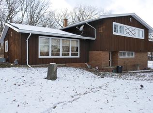 973 60th St, Caledonia, WI 53108