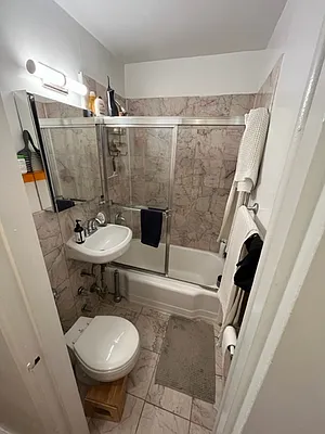 Rented by Manhattan Flats | media 21