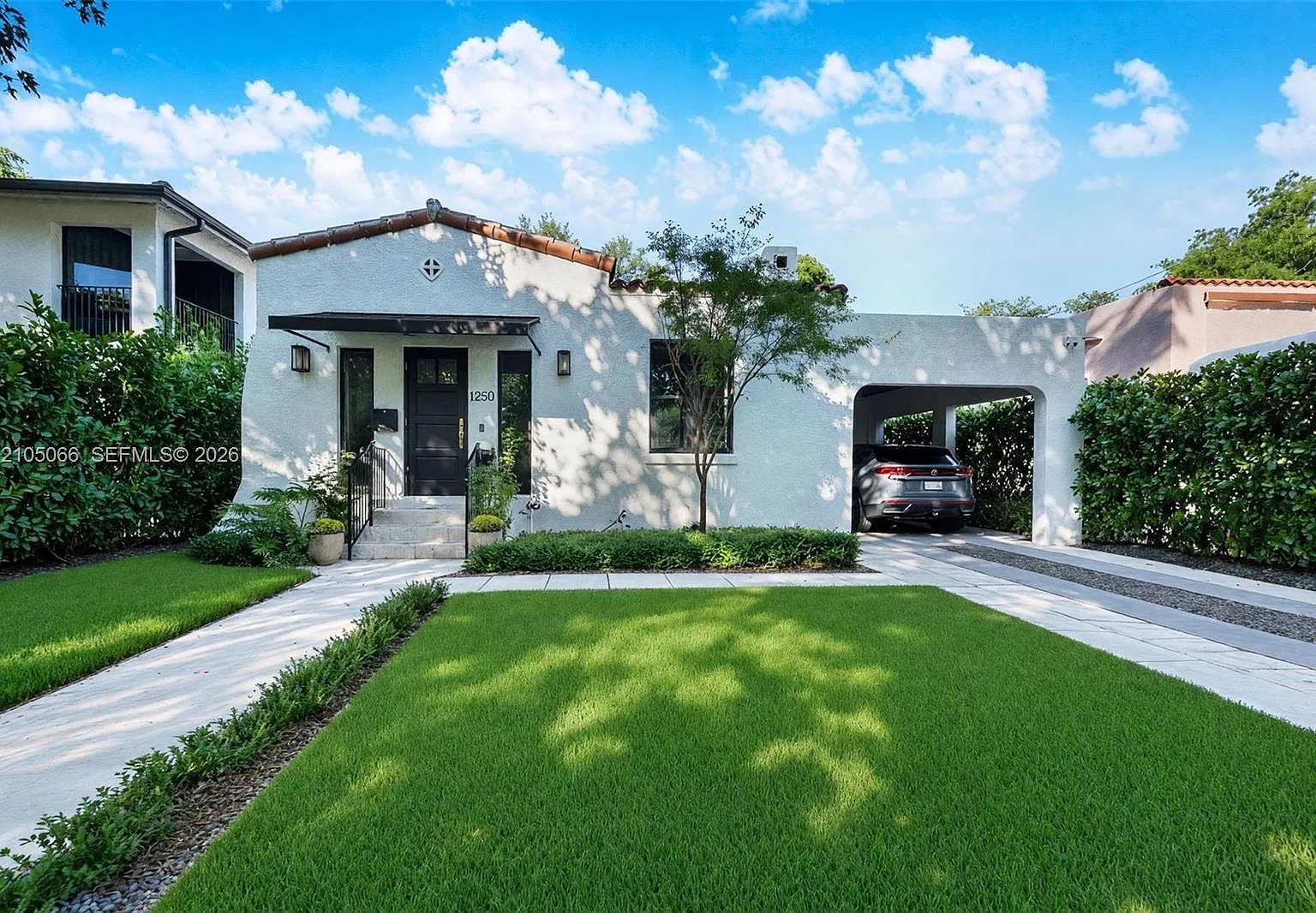 Coral Gables Granada Sec — Photo 1