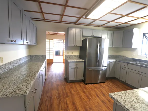 81-6367 Mamalahoa Hwy, Kealakekua, HI 96750