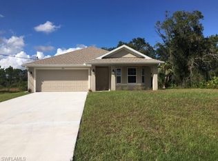 1939 Quintero Ln, Lehigh Acres, FL 33972