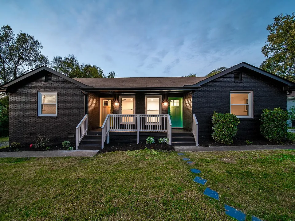 901 Maynor Ave #A