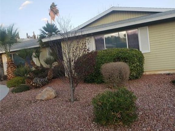 3rd image of 4228 Gaye Ln