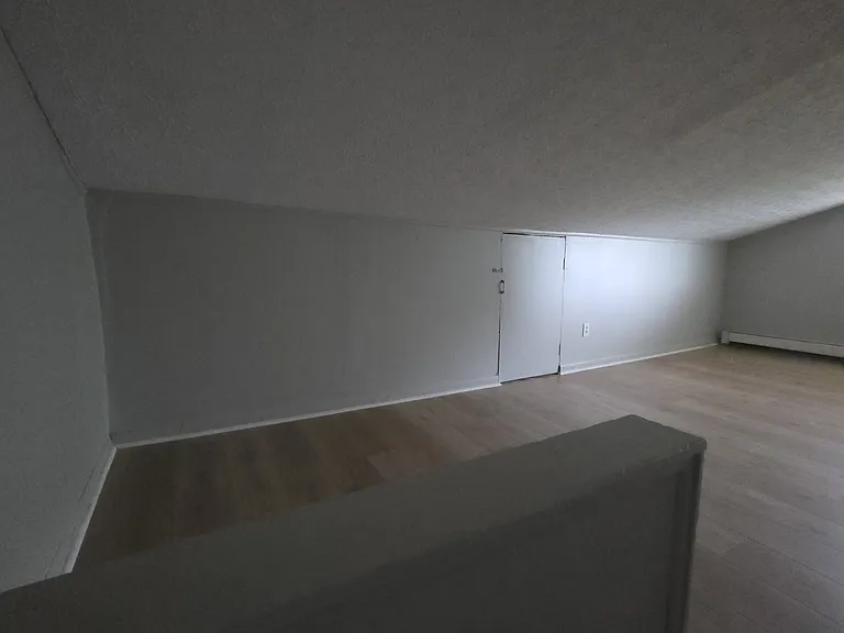 110 Blueview Dr SW #A — Photo 9