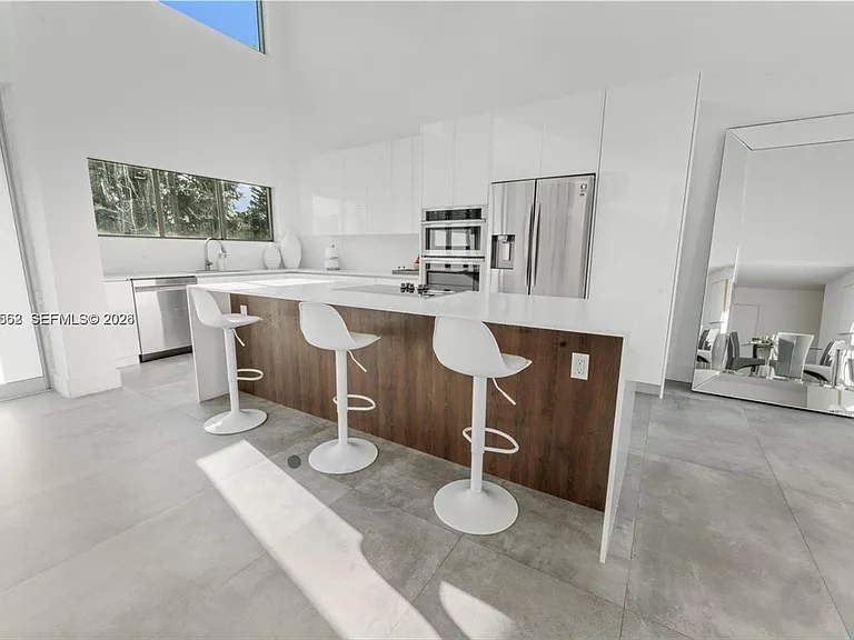 7525 Buccaneer Ave — Photo 8