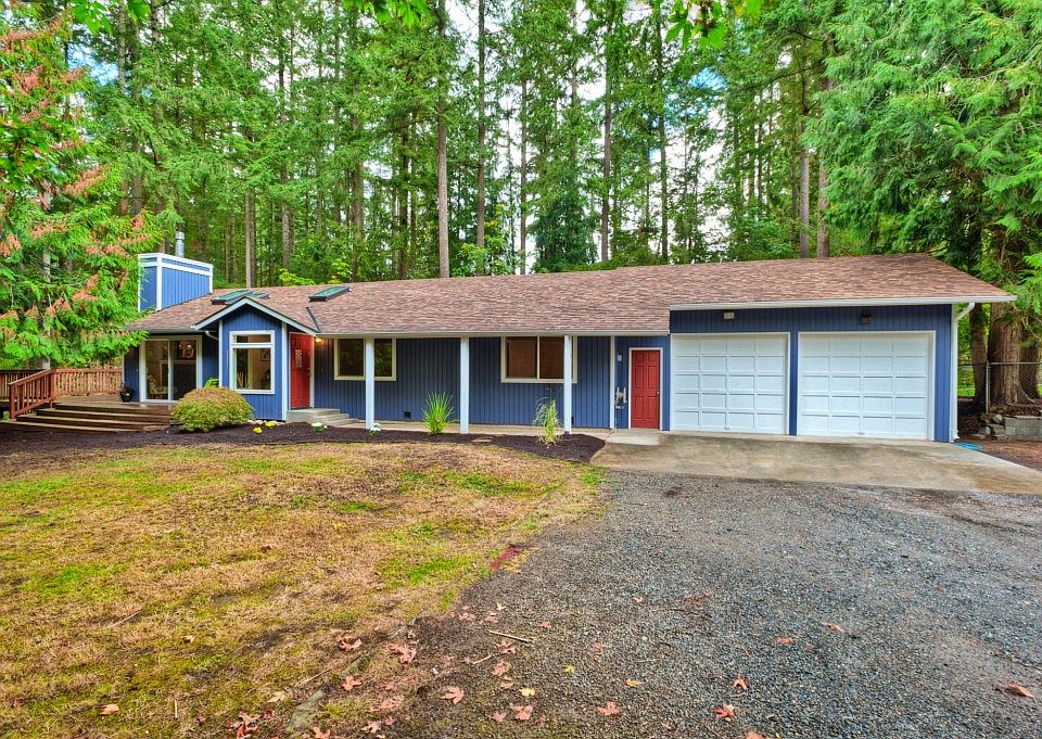 1st image of 811 211th Pl NE