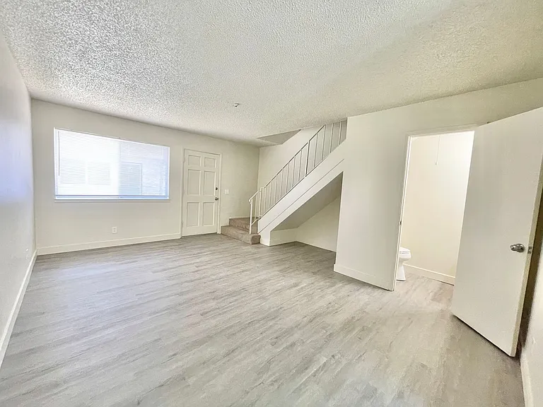 1112 Orchard Street — Photo 9