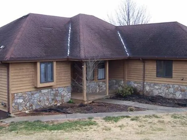 108 Meadow Ln, Spruce Pine, NC 28777