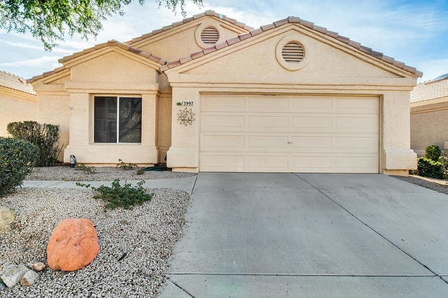 1st image of 13997 W Pueblo Trl