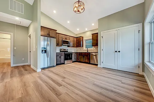 708 Harrison Ave #1 Photo 1
