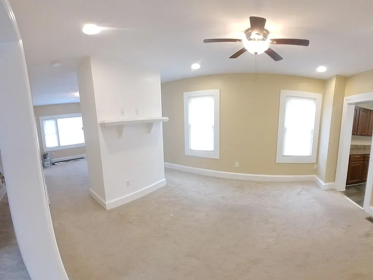 424 Middlesex St — Photo 10
