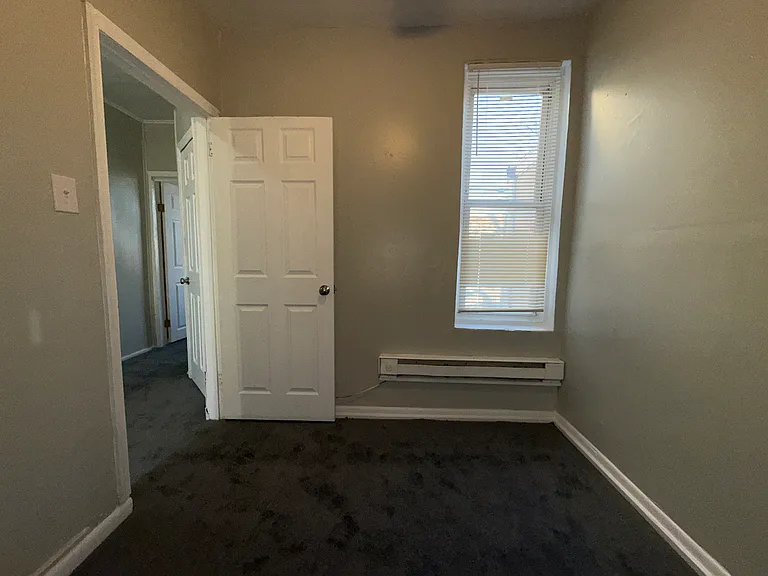 247 E Mayfield St — Photo 18