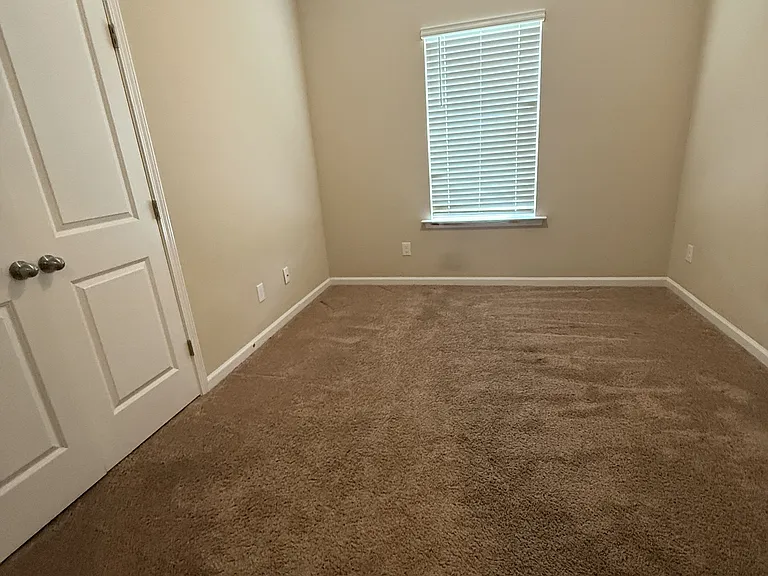 222 Skyway Dr — Photo 8