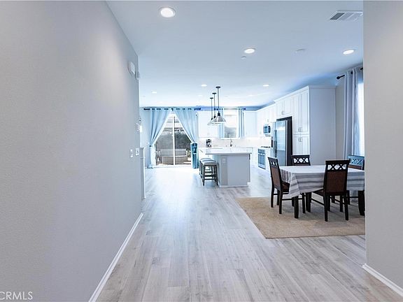 5th image of 32721 Richardson St