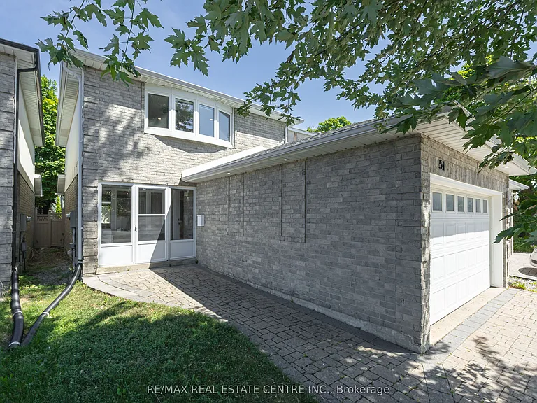 54 Gray Cres #BASEMENT — Photo 1
