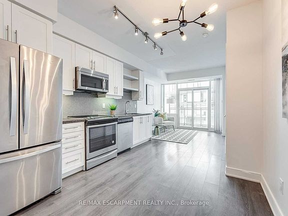 5th image of 525 Adelaide St W #Lph32