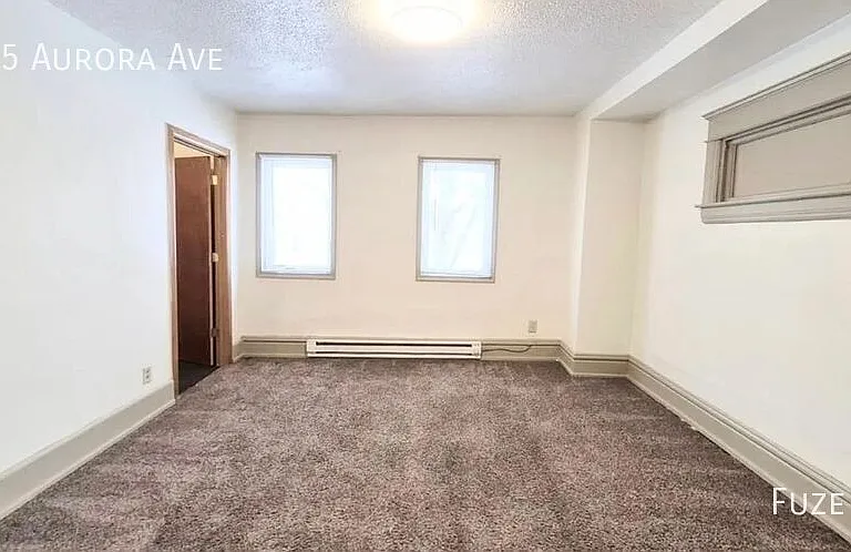 315 Aurora Ave — Photo 9