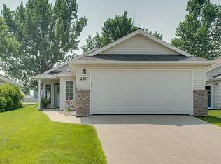2917 35th St S, Moorhead, MN 56560