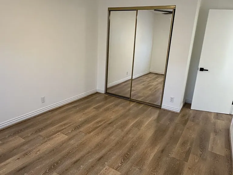 22330 Harbor Ridge Ln #5 — Photo 16