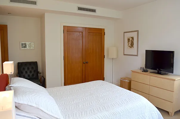 Rented by Brown Harris Stevens | media 36