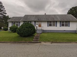 113 Hargrave Ave, Colonial Heights, VA 23834