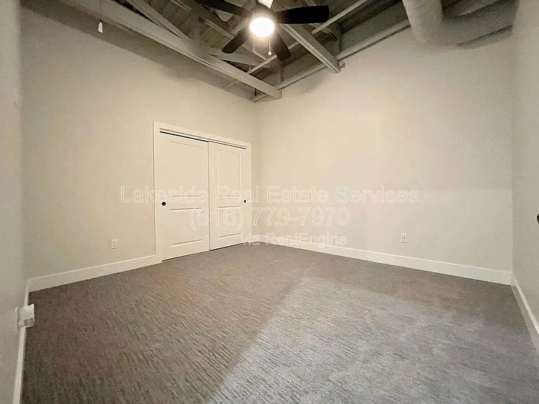 708 Wealthy St SE #H — Photo 9
