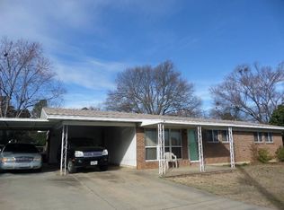 1711 N Kings Hwy, Nash, TX 75569
