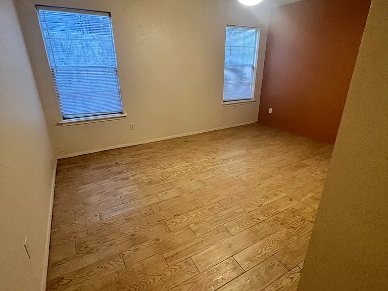 1907 Westridge Dr #A — Photo 5