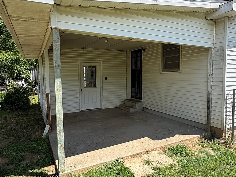 109 Paulette Ct — Photo 10