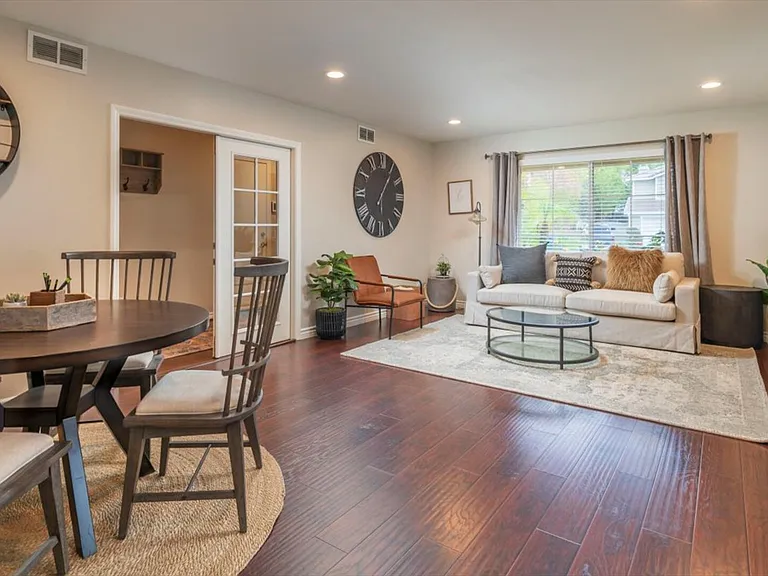 N Deer Springs Dr — Photo 13