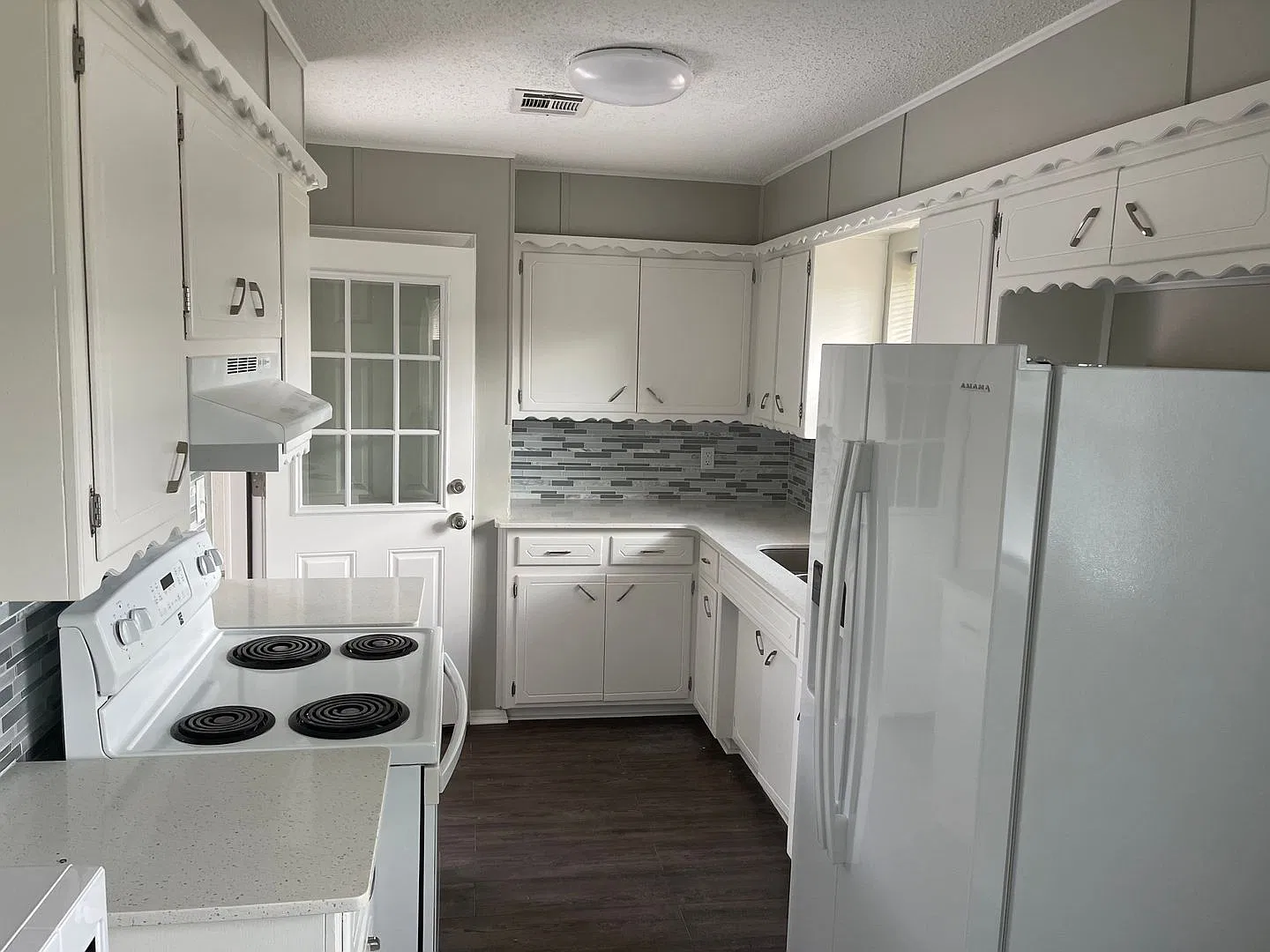 3 bedroom PLUS floor plan! Newly Remodeled and updated, complete with backyard storm shelter , ca... — Photo 3