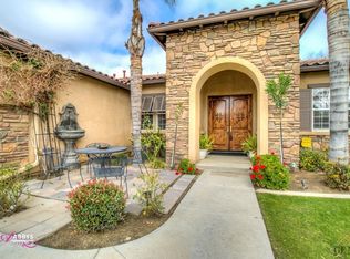 12516 Crown Crest Dr, Bakersfield, CA 93311