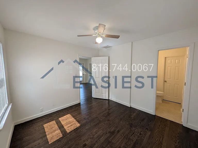 10912 E M 350 Hwy — Photo 16