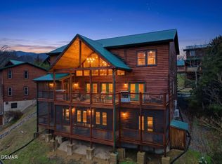 3227 White Falcon Way, Pigeon Forge, TN 37863