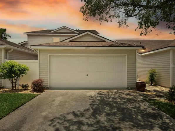 21501 Woodstork Ln, Lutz, FL 33549