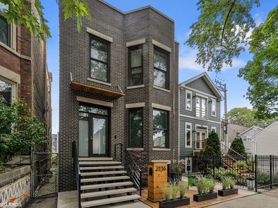 2116 W Wellington Ave #2, Chicago, IL, 60618
