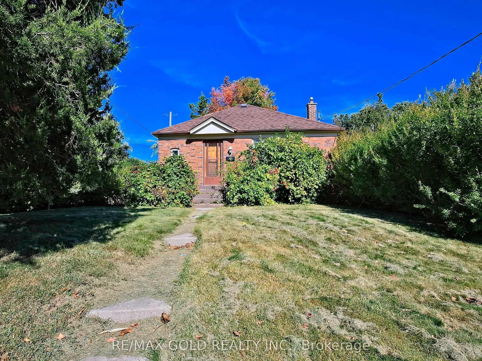 3 bed, $3,990 — Photo 2