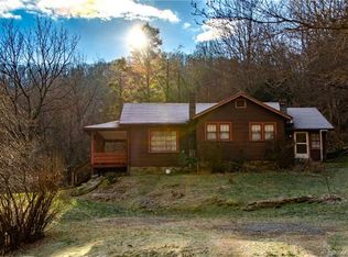 572 Paint Fork Rd, Barnardsville, NC 28709