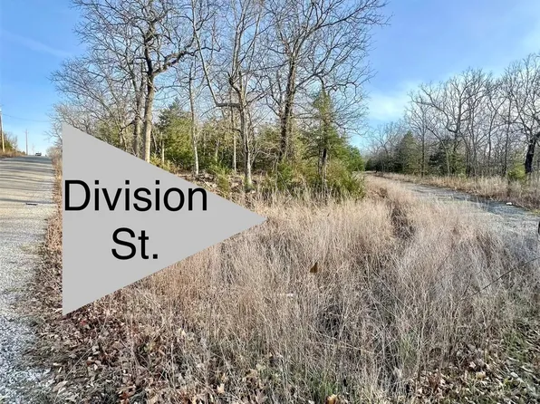 Division St, Canadian, OK 74425