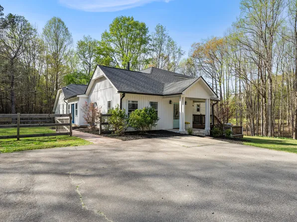 2566 Mays Crossroads Rd, Youngsville, NC 27596