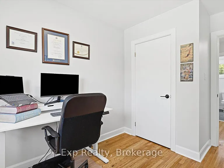 48 Melrose Cres — Photo 15