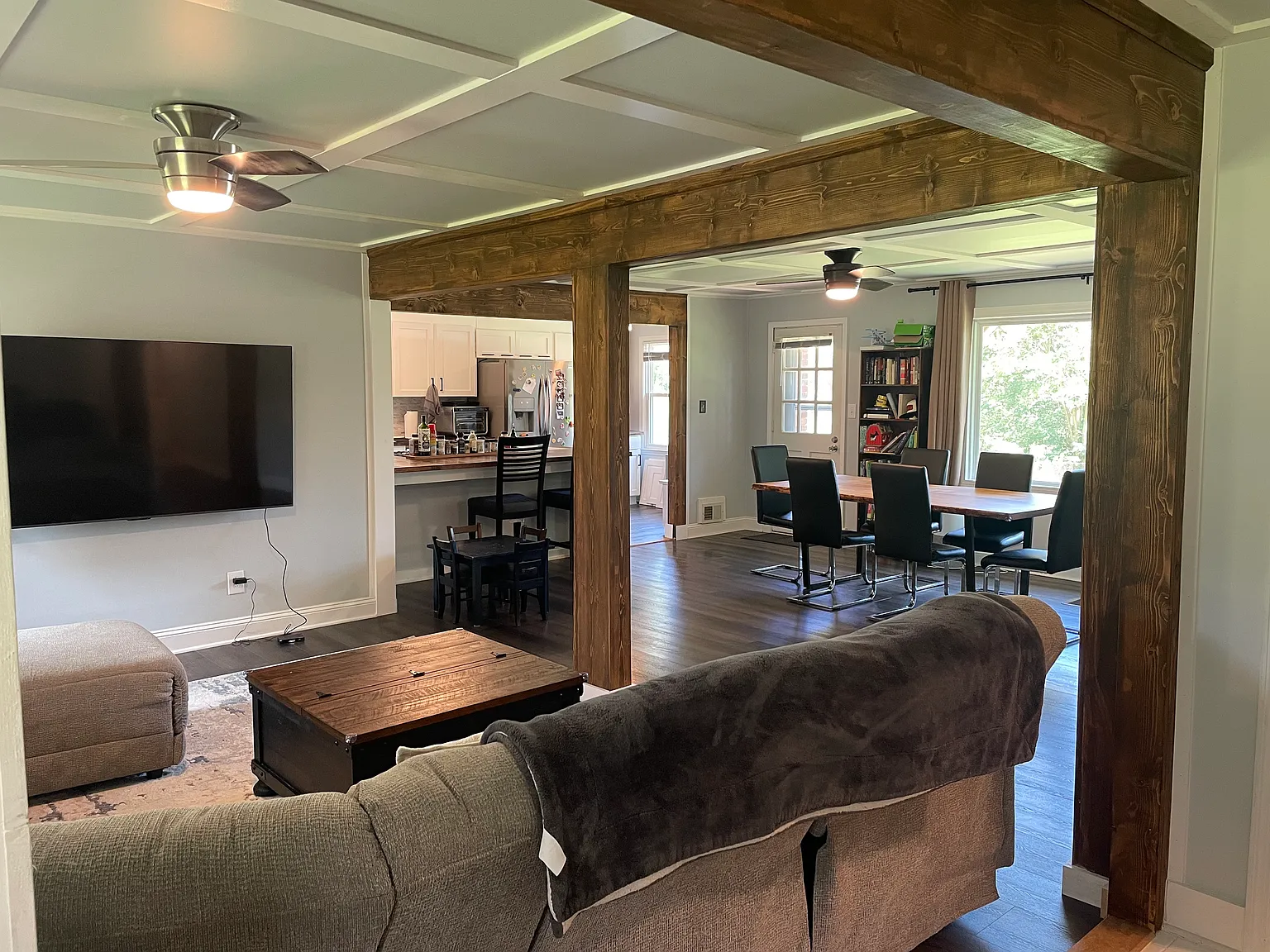 5 bed, 2864 sqft, $2,800 — Photo 3