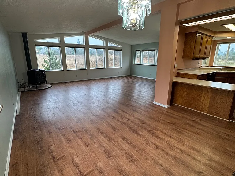 16840 Flume Rd SE — Photo 6