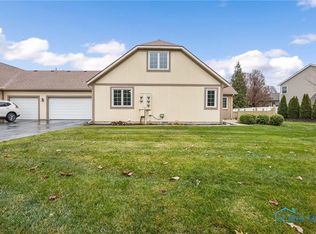 1246 Turnbury Ln, Perrysburg, OH 43551