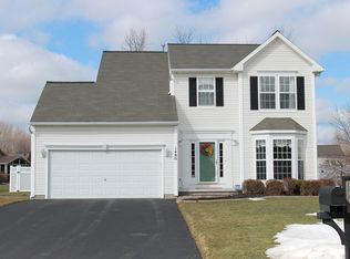 1480 Bowling Green Dr, Webster, NY 14580